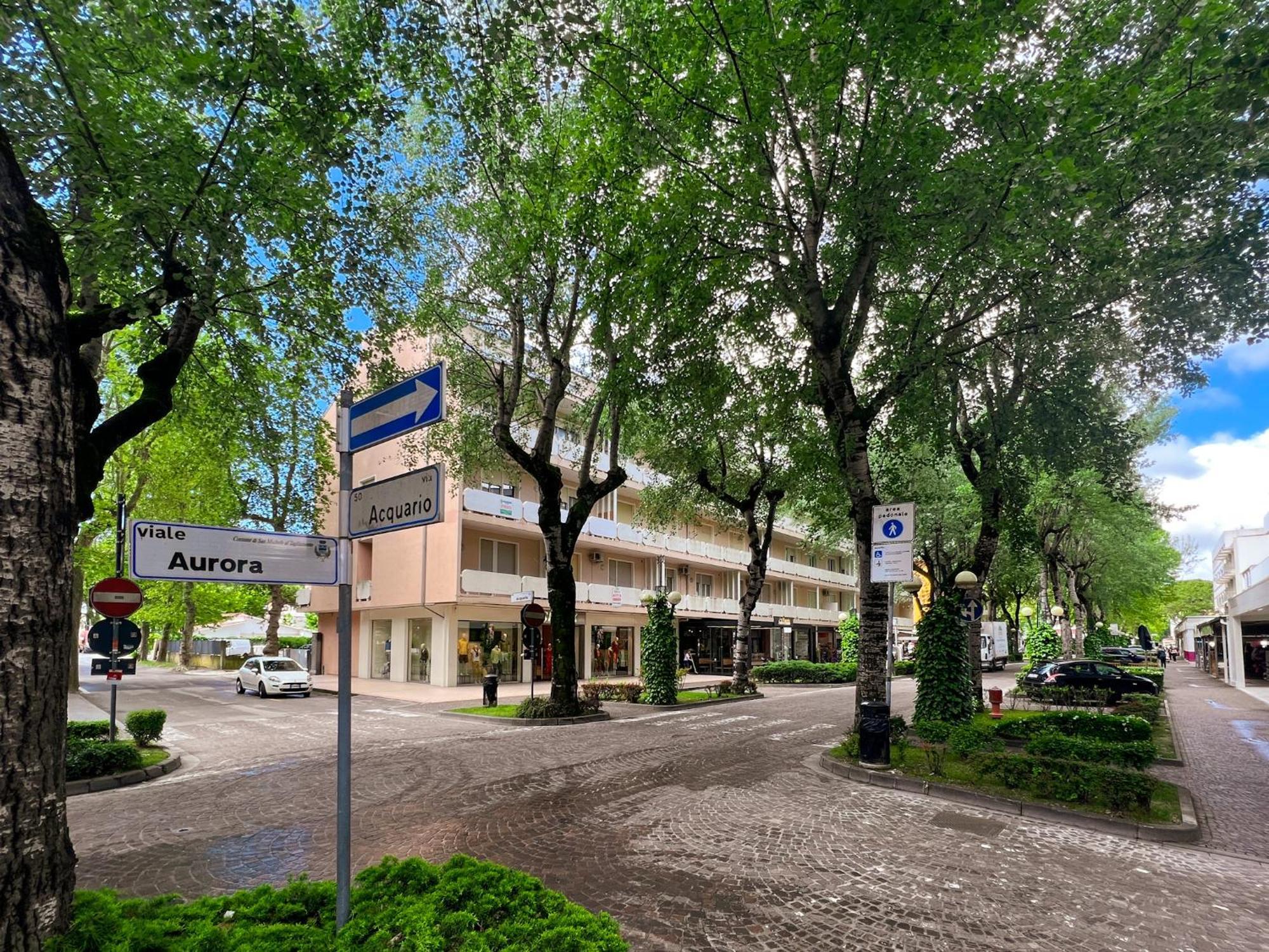 Residence Bussola Bibione Zewnętrze zdjęcie