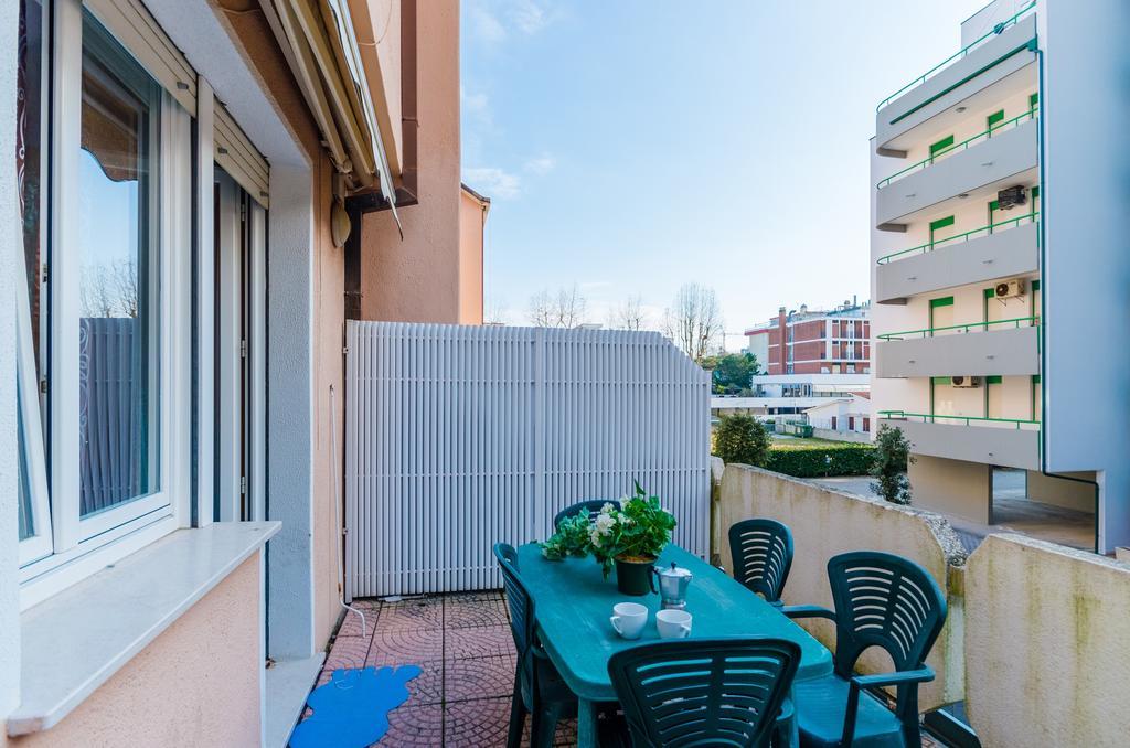 Residence Bussola Bibione Zewnętrze zdjęcie